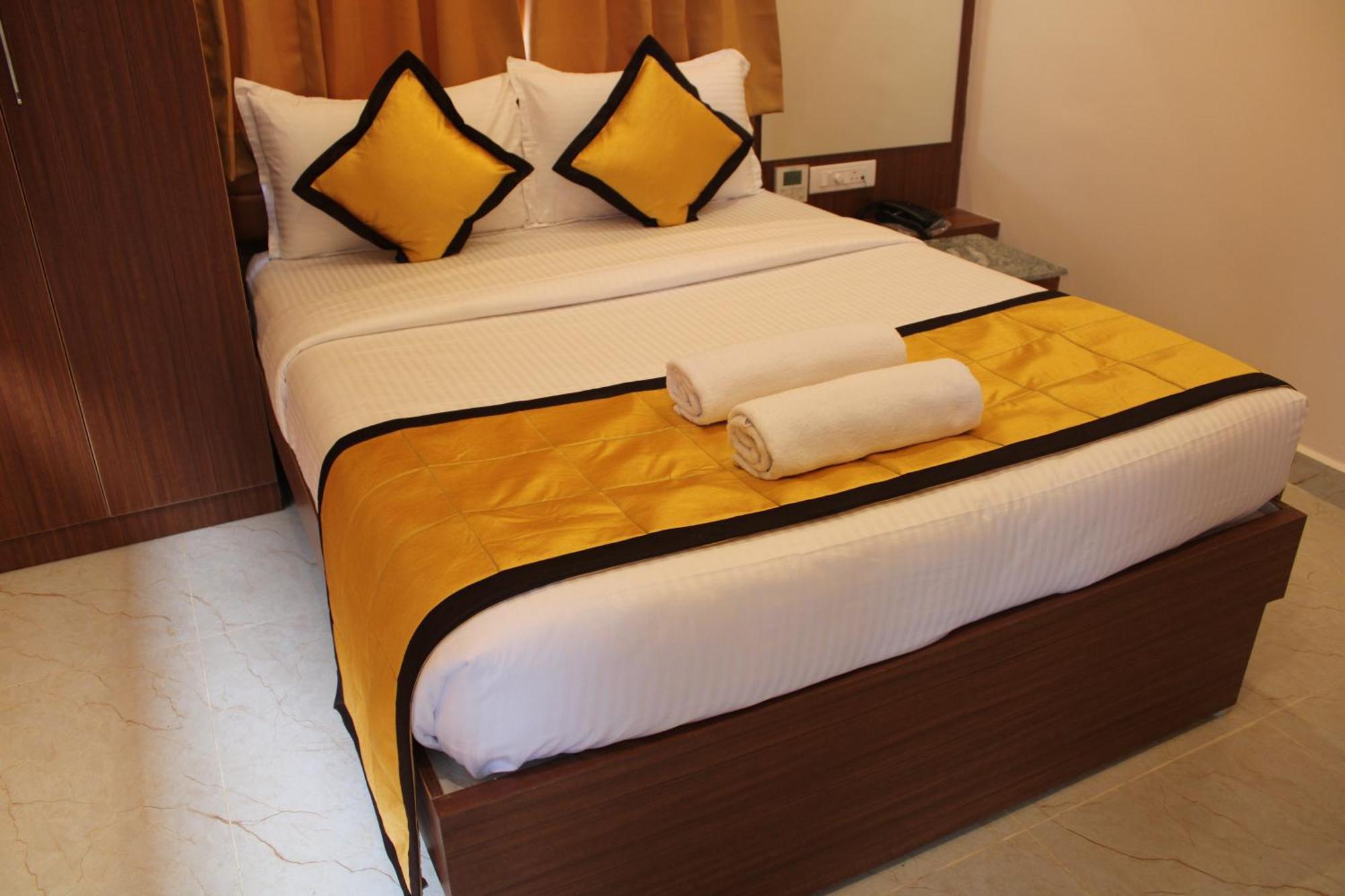 Uj Pallazzio - Business Class Luxury Hotel Тируваннамалай Экстерьер фото