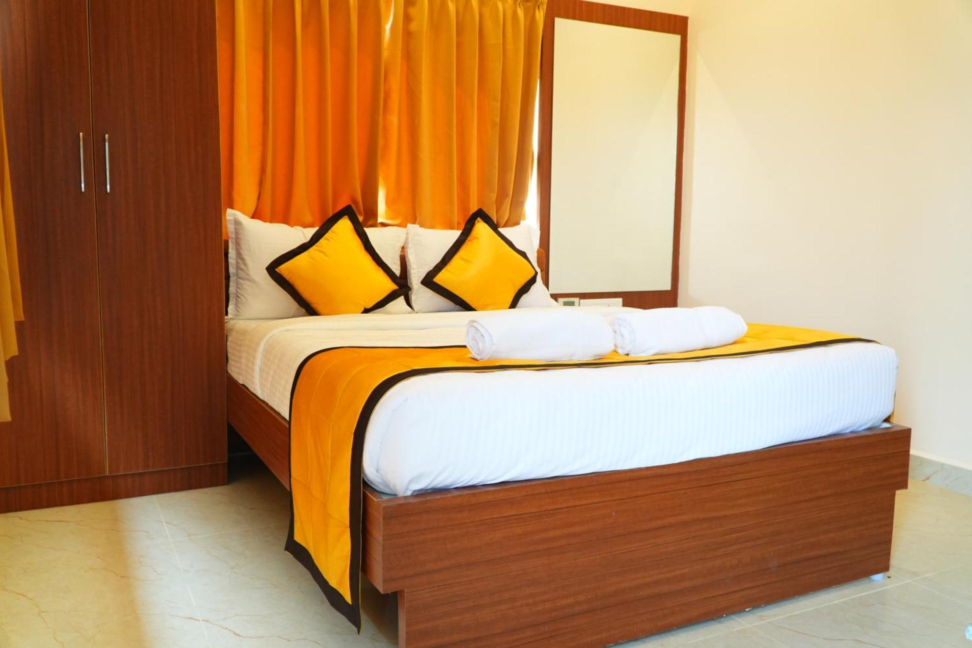 Uj Pallazzio - Business Class Luxury Hotel Тируваннамалай Экстерьер фото