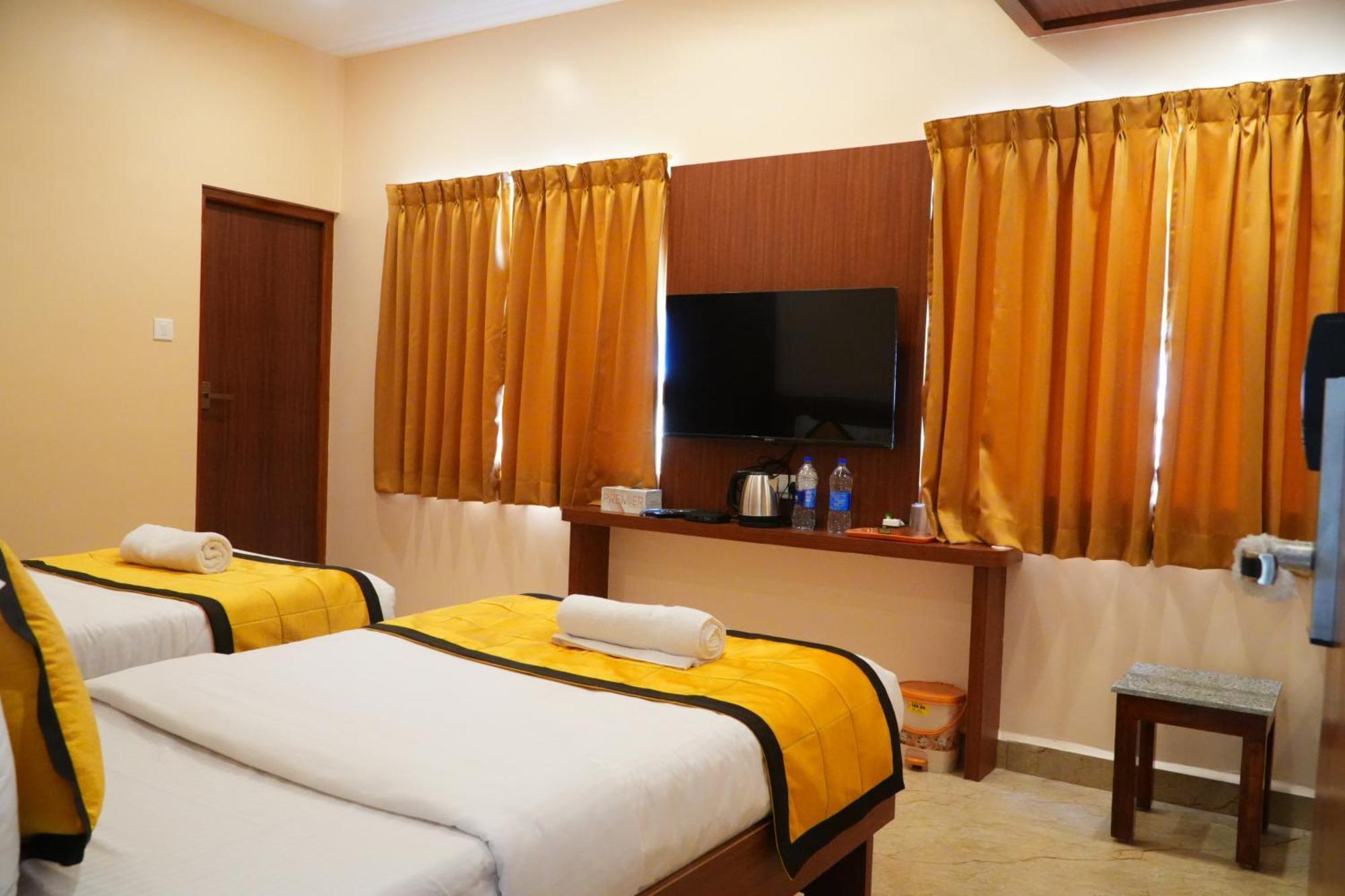 Uj Pallazzio - Business Class Luxury Hotel Тируваннамалай Экстерьер фото